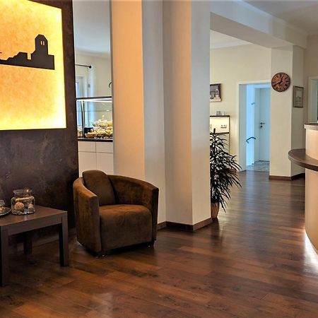 Altstadthotel Goldene Kugel Waren  Ngoại thất bức ảnh